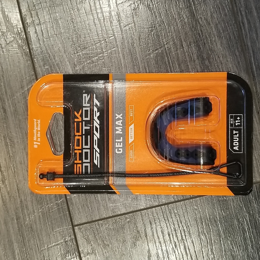 Shock Doctor Sport Gel Max E24U Adult age 11+ NWT Mouthguard